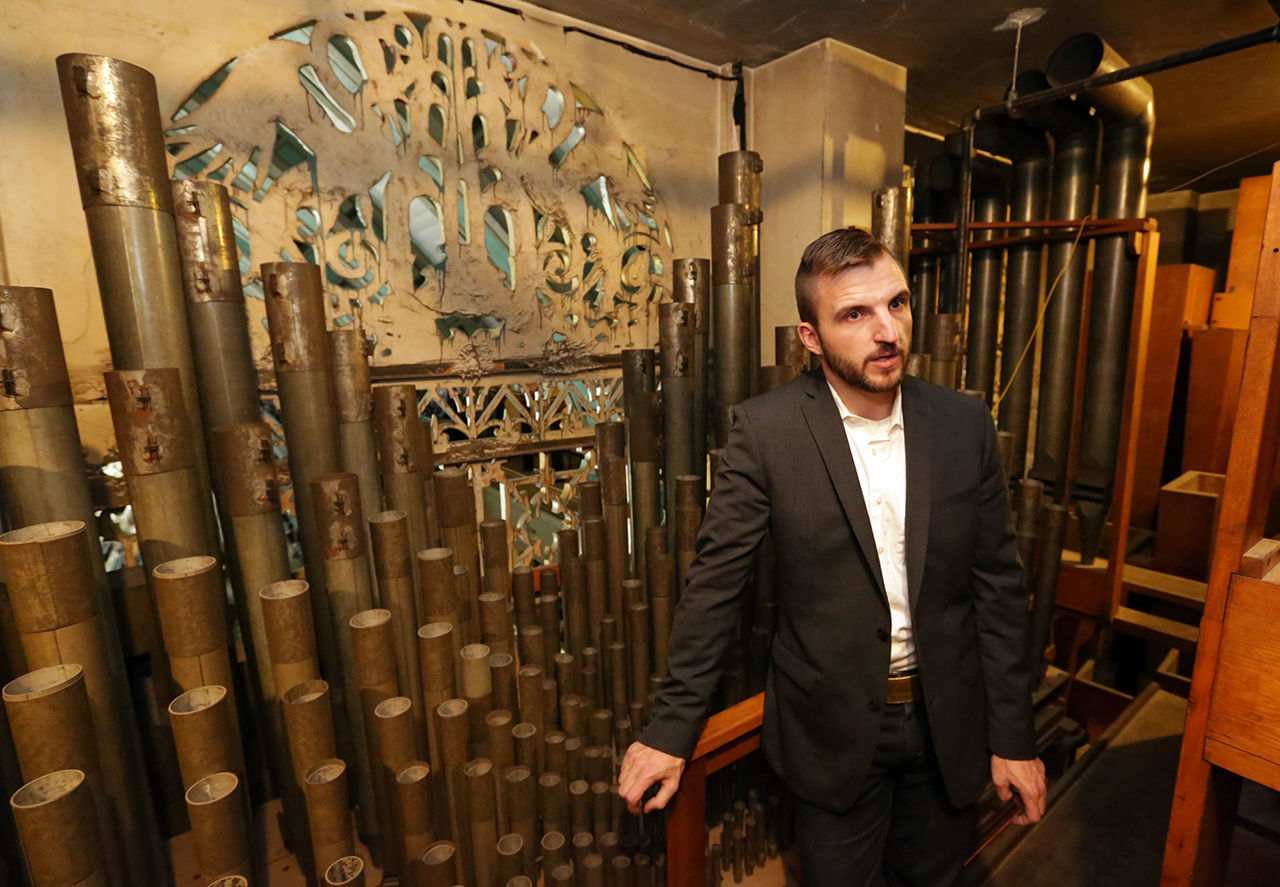 pipe organ